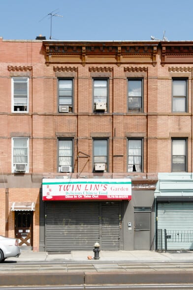 854 & 936 4th Ave Brooklyn, NY 11232 portfolio of 2 properties for sale on LoopNet.ca - Building Photo - Image 2 of 5
