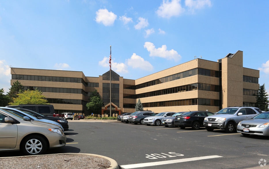 6120 S Gilmore Rd, Fairfield, OH à louer - Photo principale - Image 1 de 5