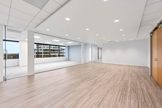 4660 La Jolla Village Dr, San Diego, CA for lease Interior Photo- Image 2 of 11