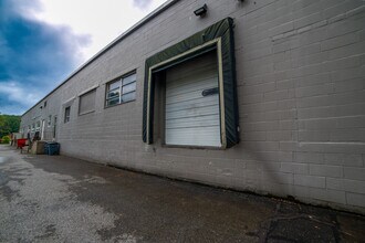 40 Radio Circle Dr, Mount Kisco, NY for lease Interior Photo- Image 1 of 6