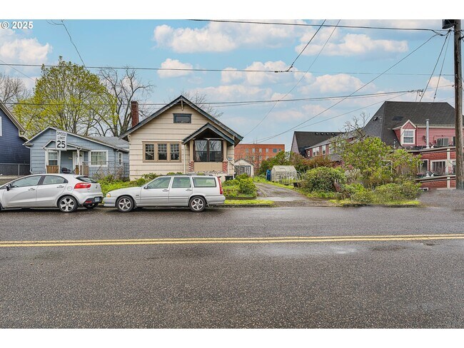 More details for 5417 NE 15th Ave, Portland, OR - Specialty for Sale