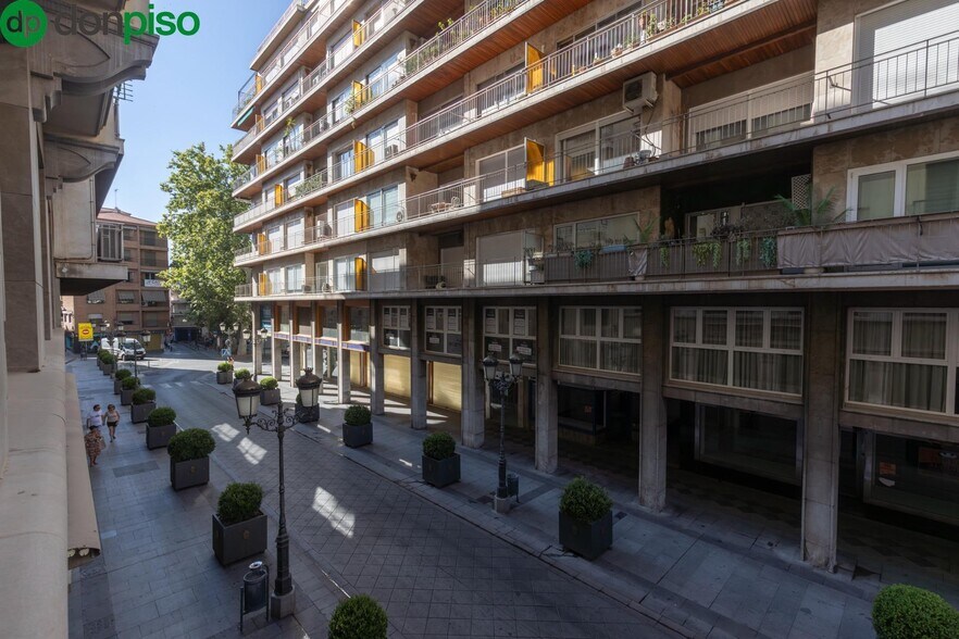 Calle Ángel Ganivet, 13, Granada, Granada for sale - Building Photo - Image 1 of 50