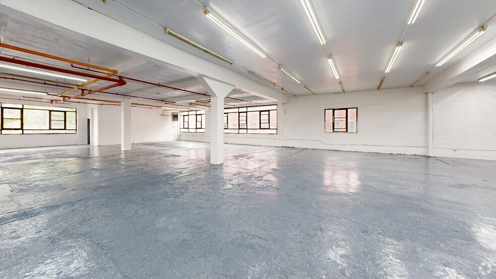 753-755 E 134th St, Bronx, NY for lease - Matterport 3D Scan - Image 2 of 15
