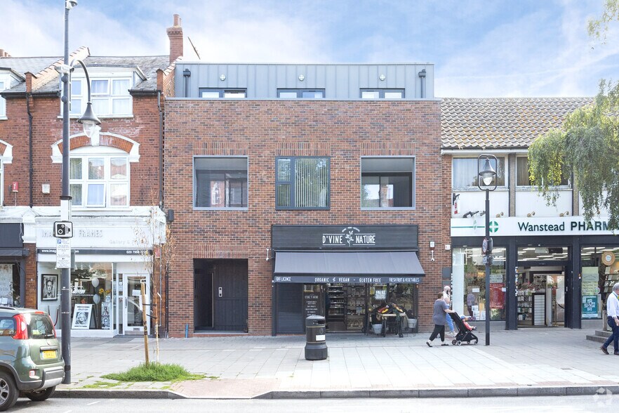 73 High St, Londres à louer - Photo du bâtiment - Image 2 de 2