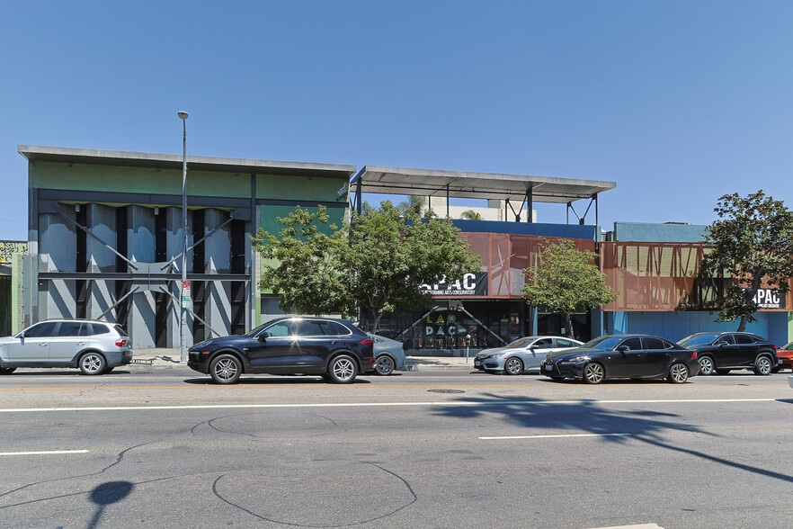 Sunset + Highland portfolio of 4 properties for sale on LoopNet.ca - Building Photo - Image 2 of 43
