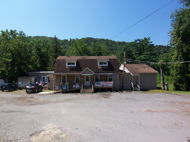 388 Covered Bridge Rd, Hillsgrove, PA à vendre - Photo du bâtiment - Image 1 de 1