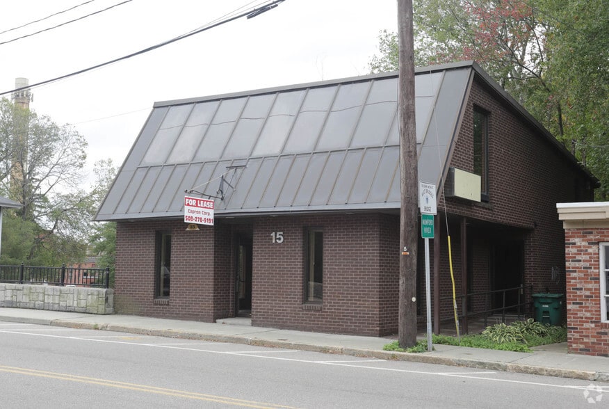 15 Mendon St, Uxbridge, MA for sale - Primary Photo - Image 1 of 4