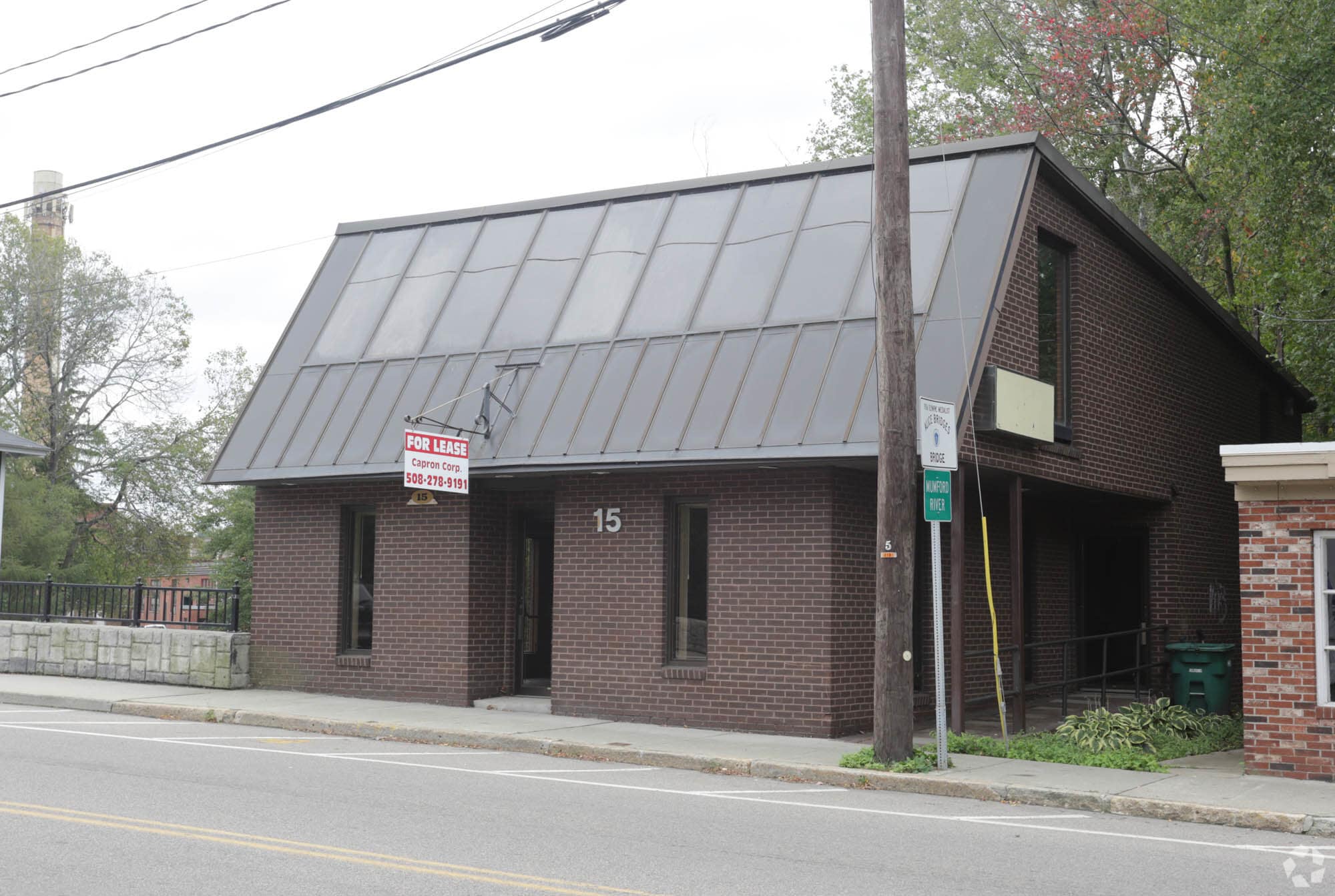 15 Mendon St, Uxbridge, MA for sale Primary Photo- Image 1 of 5