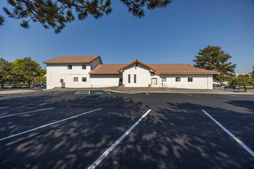 829 Goethals Dr, Richland, WA à louer - Photo du bâtiment - Image 3 de 12