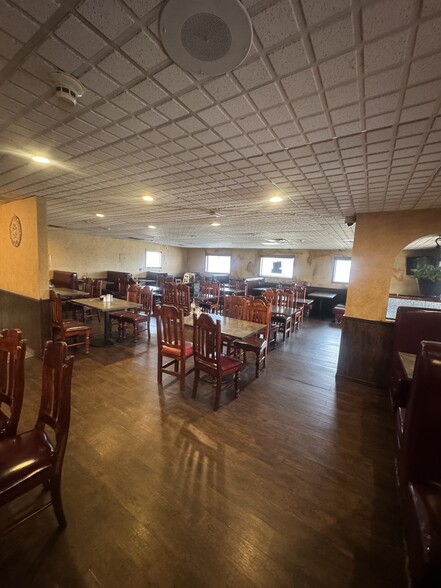 1595-1597 S Federal Blvd, Denver, CO for sale - Building Photo - Image 2 of 5