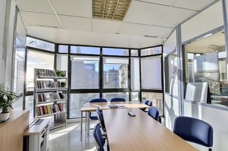 18 Rue Stephenson, Paris for lease Interior Photo- Image 1 of 7