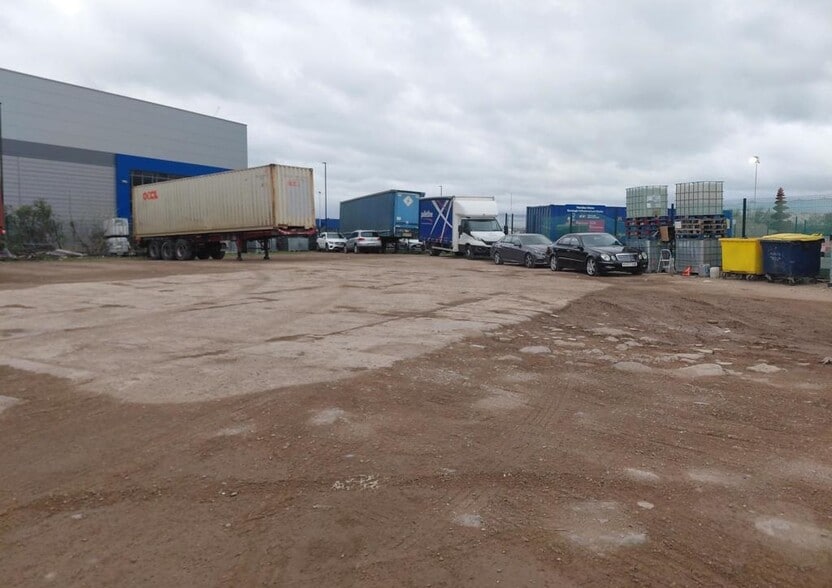Harbet Rd, London for lease - Building Photo - Image 3 of 3