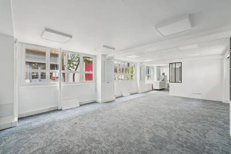 50 Rue Saint-Sabin, Paris à louer - Photo du bâtiment - Image 1 de 10