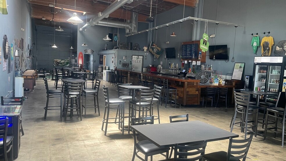 7022-7046 Village Pky, Dublin, CA for lease - Interior Photo - Image 2 of 2