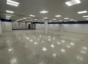 Molly Millars Ln, Wokingham for lease Interior Photo- Image 2 of 3