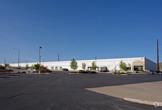 Plus de détails pour 900 N Hills Blvd, Reno, NV - Industriel/Logistique à louer