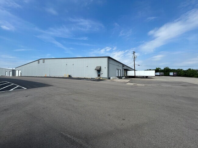 More details for 11093 Kenwood Rd, Blue Ash, OH - Industrial for Lease