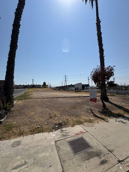 3333 Union Ave, Bakersfield, CA à louer - Photo du bâtiment - Image 2 de 8