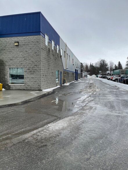 75 Auriga Dr, Ottawa, ON for lease - Building Photo - Image 2 of 2