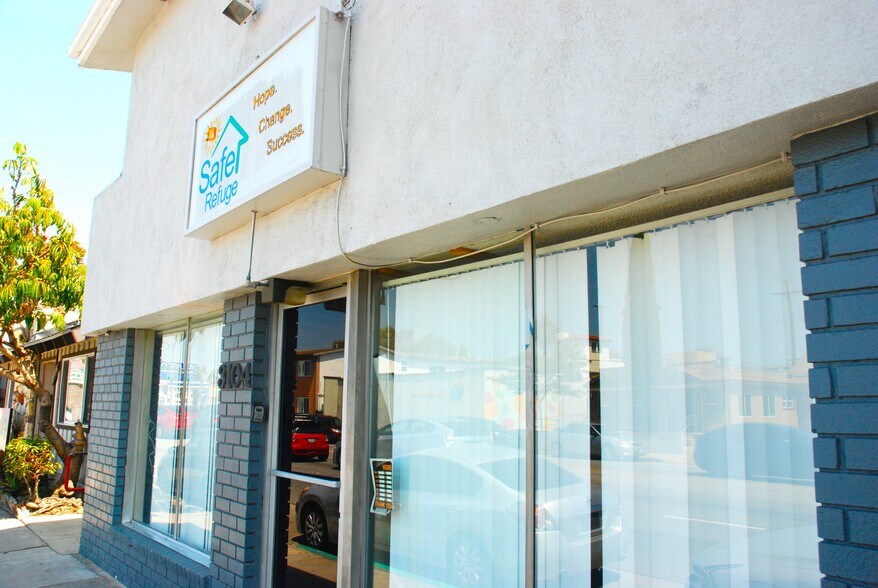 3100-3104 E 7th St, Long Beach, CA à louer - Photo du bâtiment - Image 2 de 3