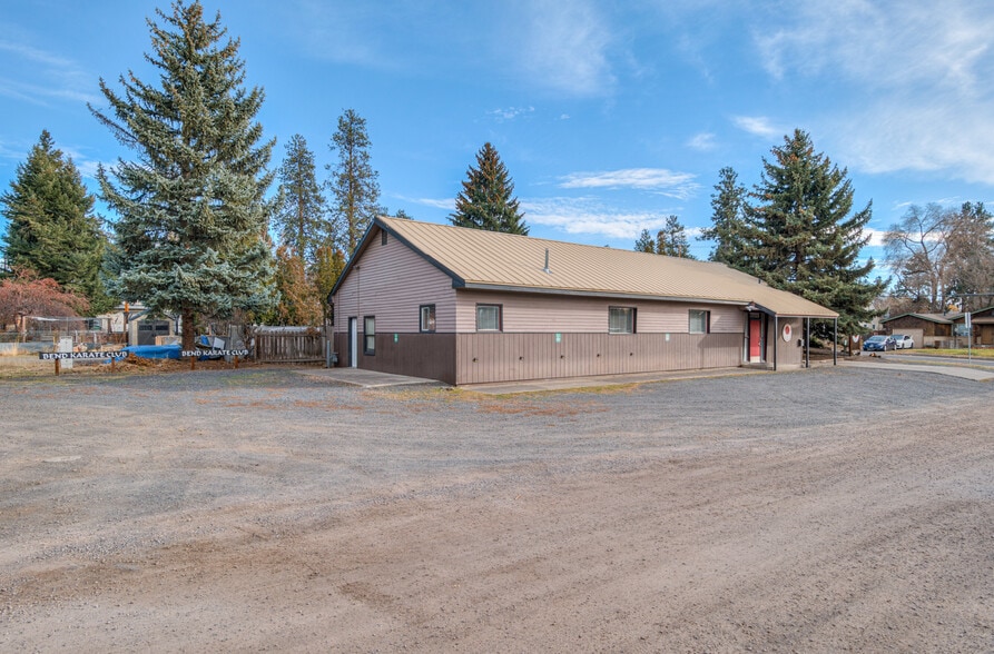 502 NE Revere Ave, Bend, OR à vendre - Photo du bâtiment - Image 3 de 19