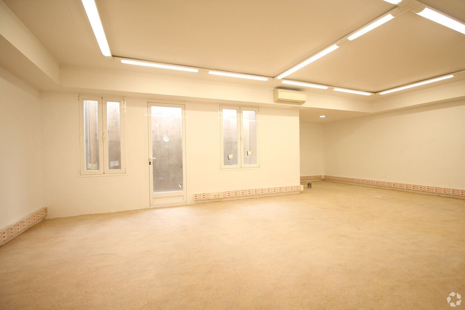 Office in Madrid, Madrid for lease Interior Photo- Image 1 of 2