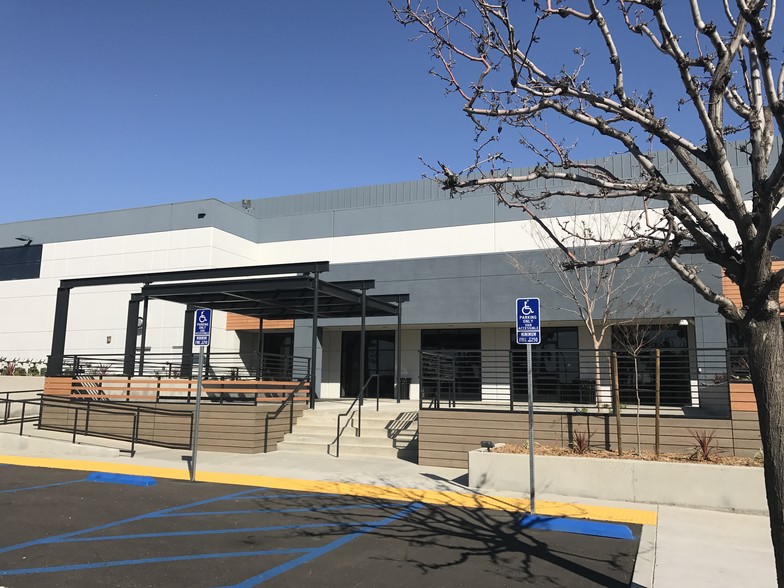 924 Overland Ct, San Dimas, CA à louer - Autre - Image 3 de 20