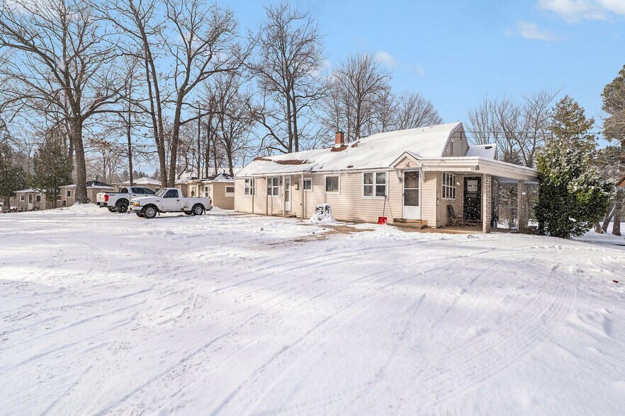 6444 E M 115, Cadillac, MI for sale - Building Photo - Image 3 of 12