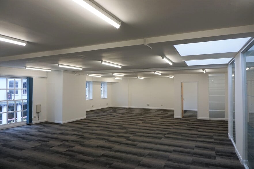St Marys Way, Thornbury for lease - Building Photo - Image 3 of 23