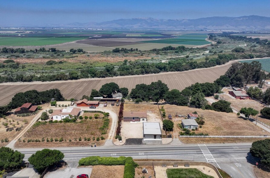 299 River Rd, Salinas, CA for sale - Aerial - Image 1 of 1