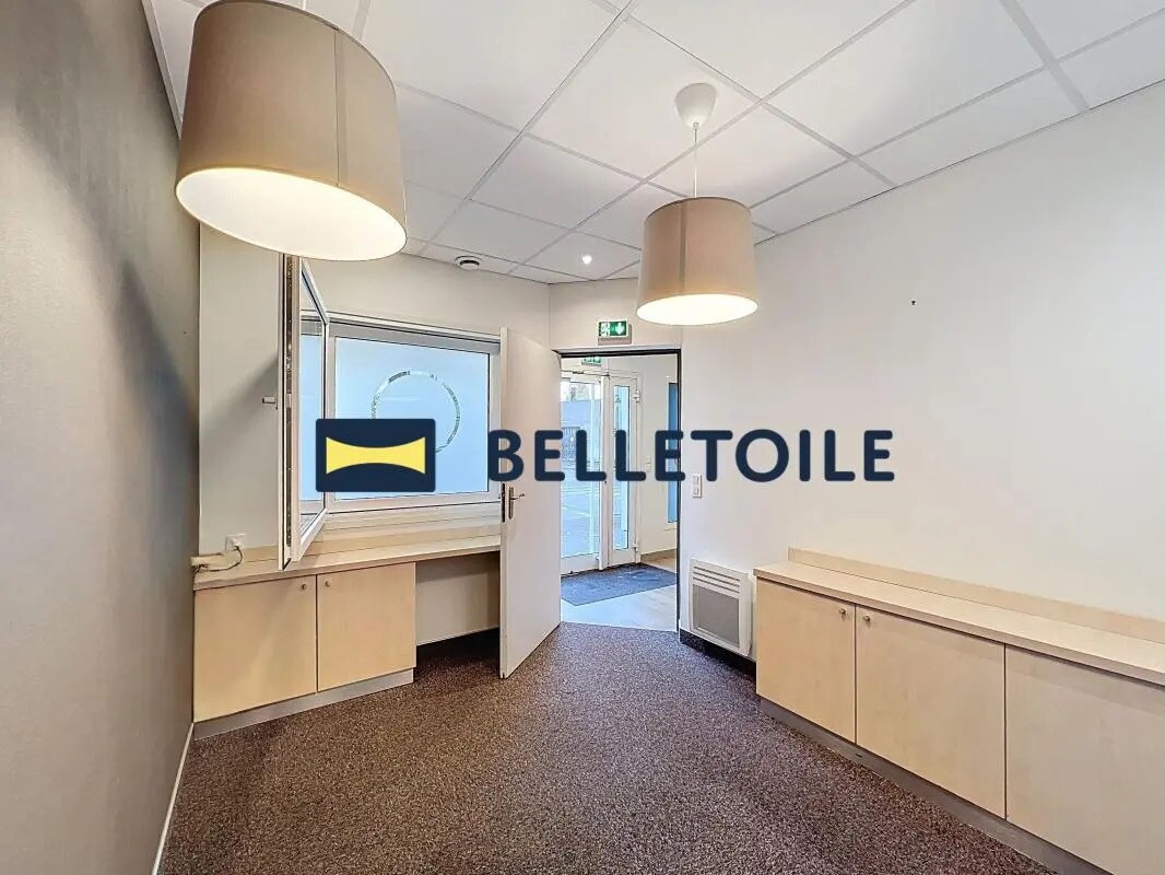 Retail in Maisons-Alfort for lease Building Photo- Image 1 of 11