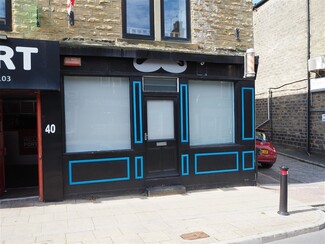 Plus de détails pour 42 Lowtown, Pudsey - Vente au détail à louer