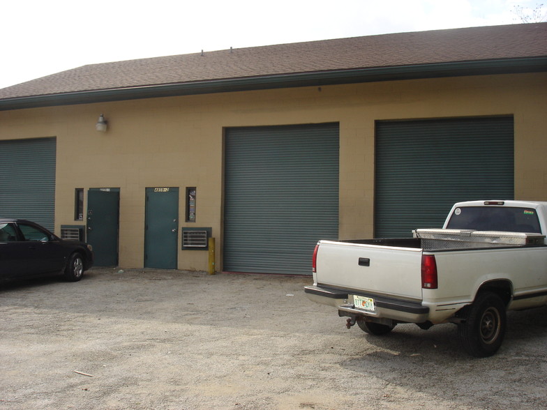 4849 Rosselle St, Jacksonville, FL for lease - Building Photo - Image 2 of 6