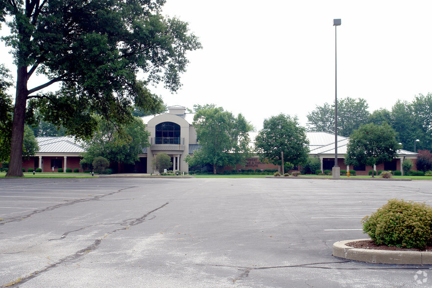 1020 Professional Blvd, Evansville, IN for lease - Primary Photo - Image 1 of 2