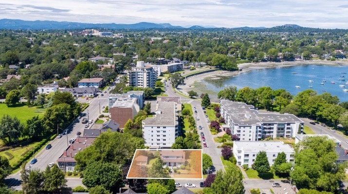 2634 Currie Rd, Victoria, BC for sale Building Photo- Image 1 of 2