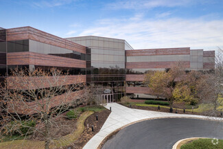 More details for 3 Hawthorn Pky, Vernon Hills, IL - Office for Lease