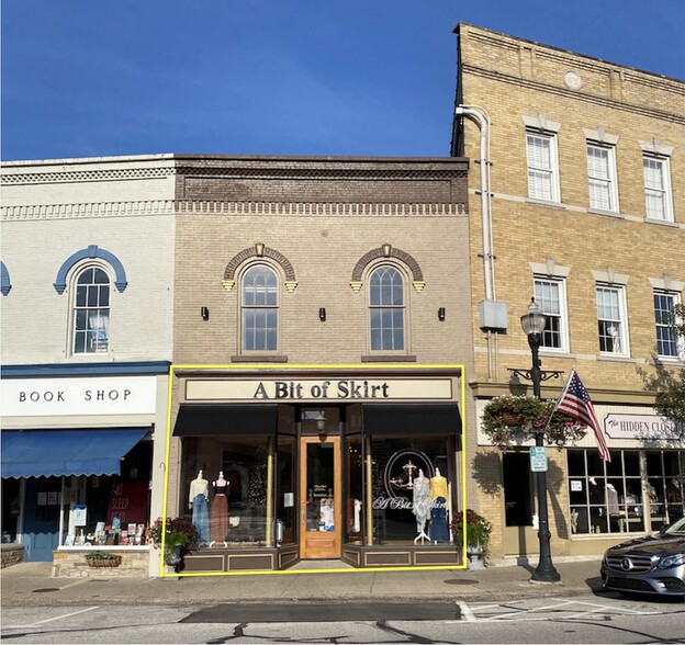 31 N Main St, Chagrin Falls, OH à louer - Photo du bâtiment - Image 1 de 1