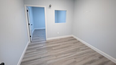 1209 Tech Blvd, Tampa, FL à louer Photo intérieure- Image 1 de 14