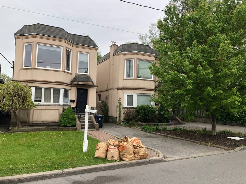 195 Roe Ave, Toronto, ON à vendre - Photo du bâtiment - Image 1 de 1