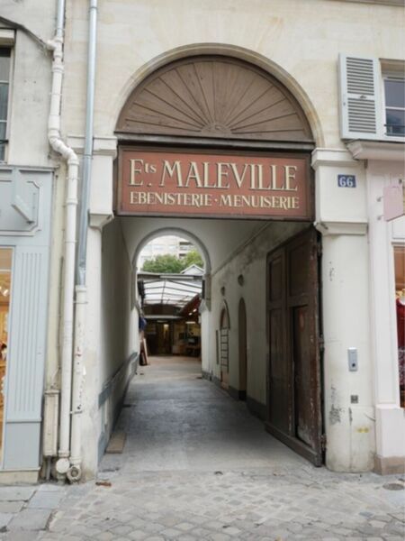 66 Rue Saint-Dominique, Paris à louer Photo du bâtiment- Image 1 de 10