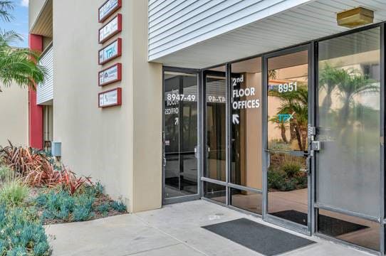 8949 Complex Dr, San Diego, CA for lease - Building Photo - Image 2 of 2