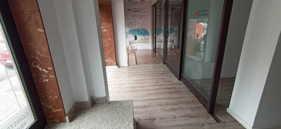 Immeuble residentiel dans Castelldefels, Barcelona à vendre - Photo du bâtiment - Image 2 de 4