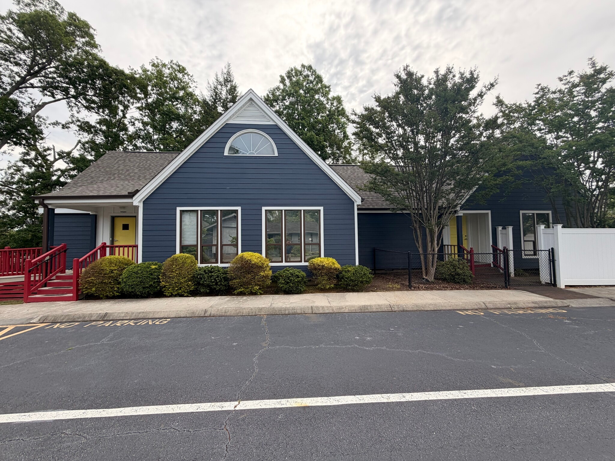 736 Saluda Lake Rd, Greenville, SC for sale Primary Photo- Image 1 of 14