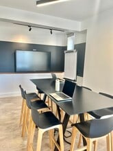 51 Rue Sainte-Anne, Paris for lease Interior Photo- Image 2 of 15