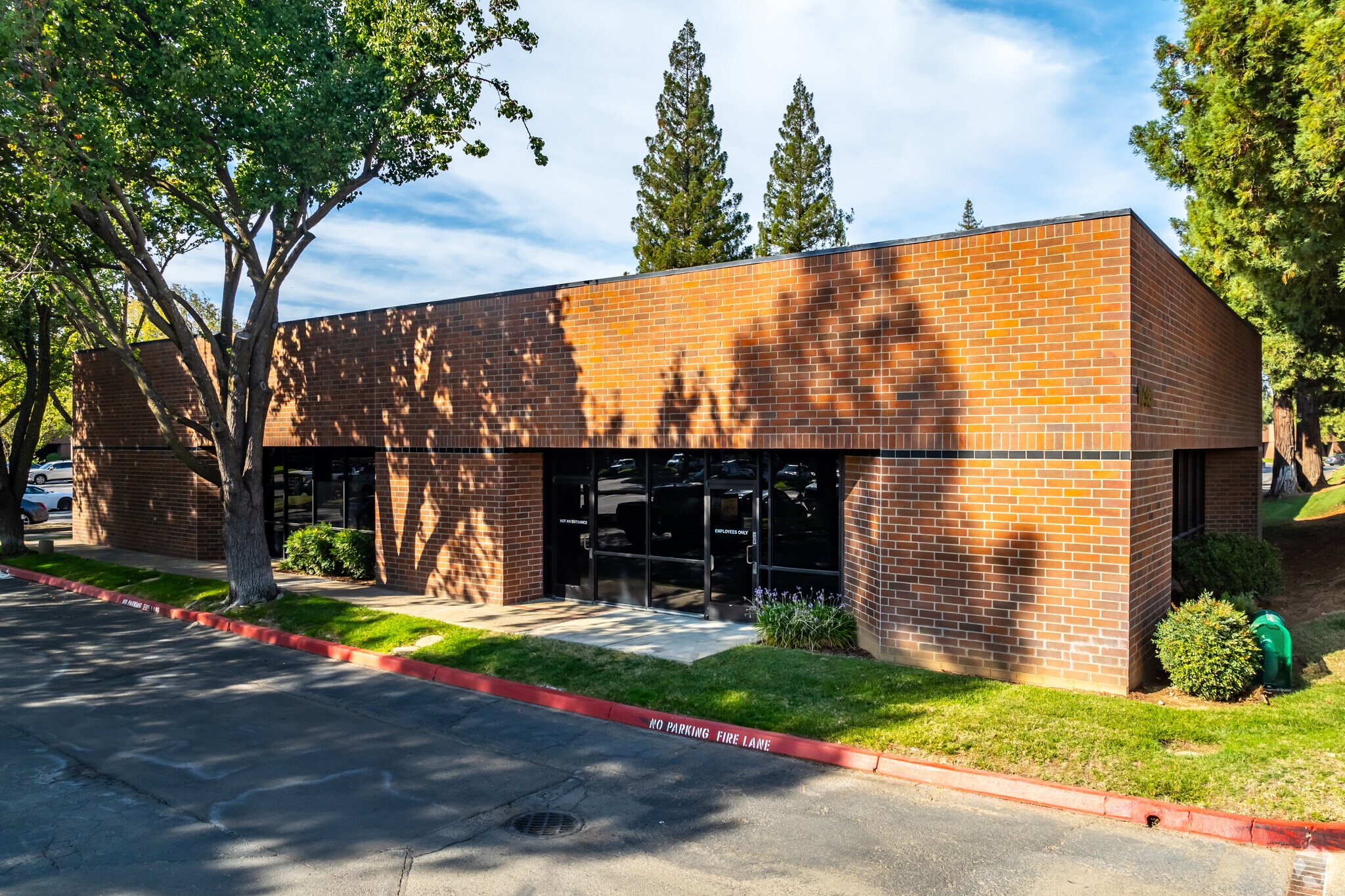 10381 Old Placerville Rd, Sacramento, CA for lease Primary Photo- Image 1 of 5