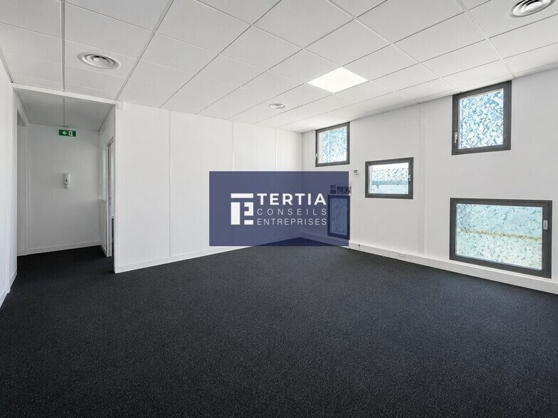 Office in Montpellier for lease - Interior Photo - Image 3 of 7