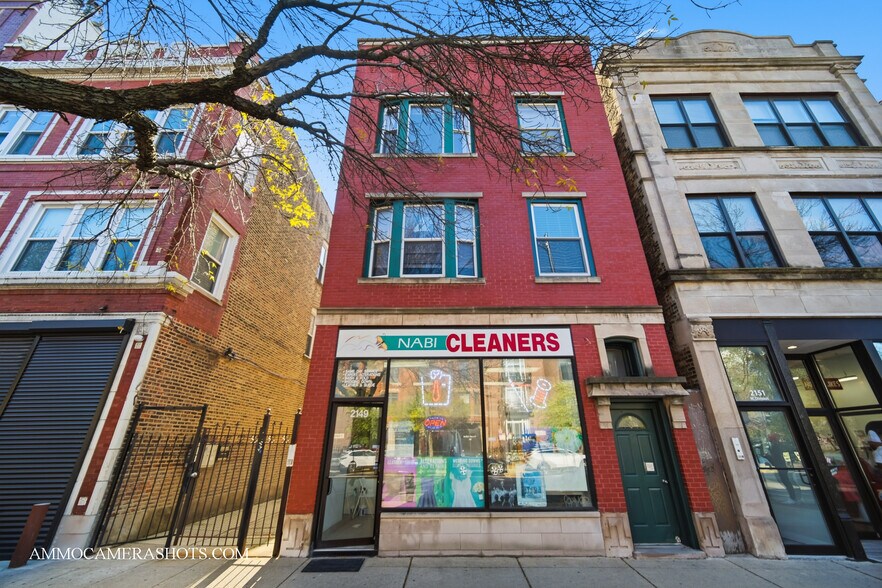 2149 W Division St, Chicago, IL à vendre - Photo du bâtiment - Image 1 de 12