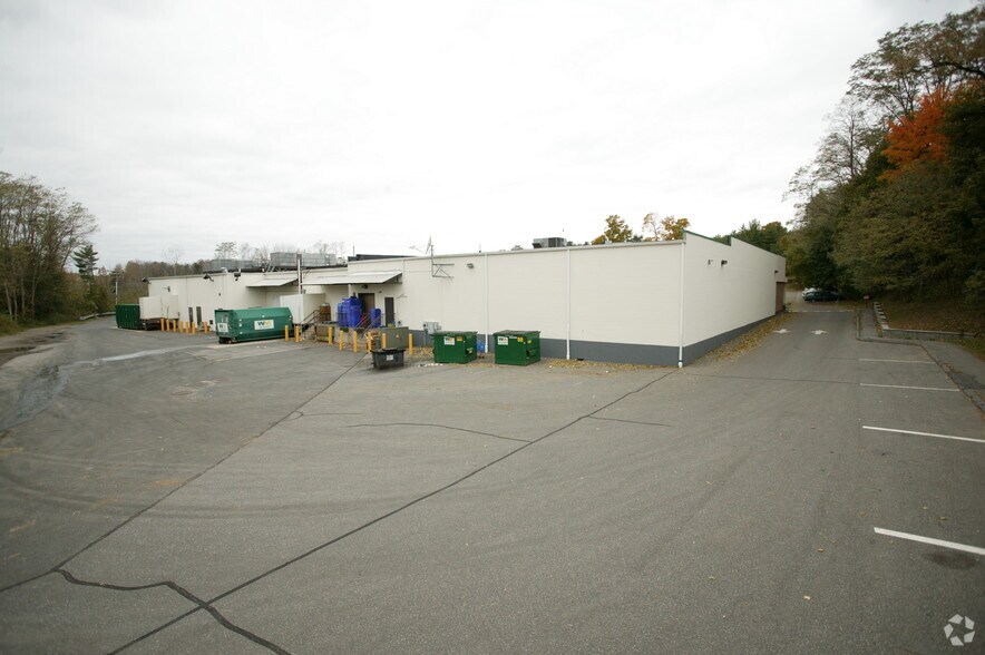 331 West St, Litchfield, CT à louer - Photo du bâtiment - Image 3 de 10