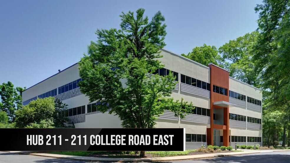 211 College Rd E, Princeton, NJ à louer - Vidéo sur l’inscription commerciale - Image 2 de 6