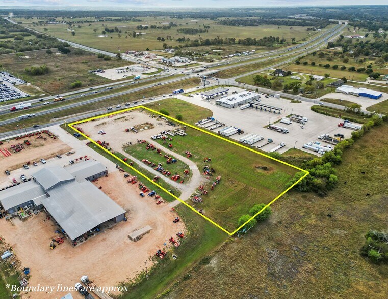 HWY6 Loop S, Navasota, TX à vendre - Photo du bâtiment - Image 3 de 4
